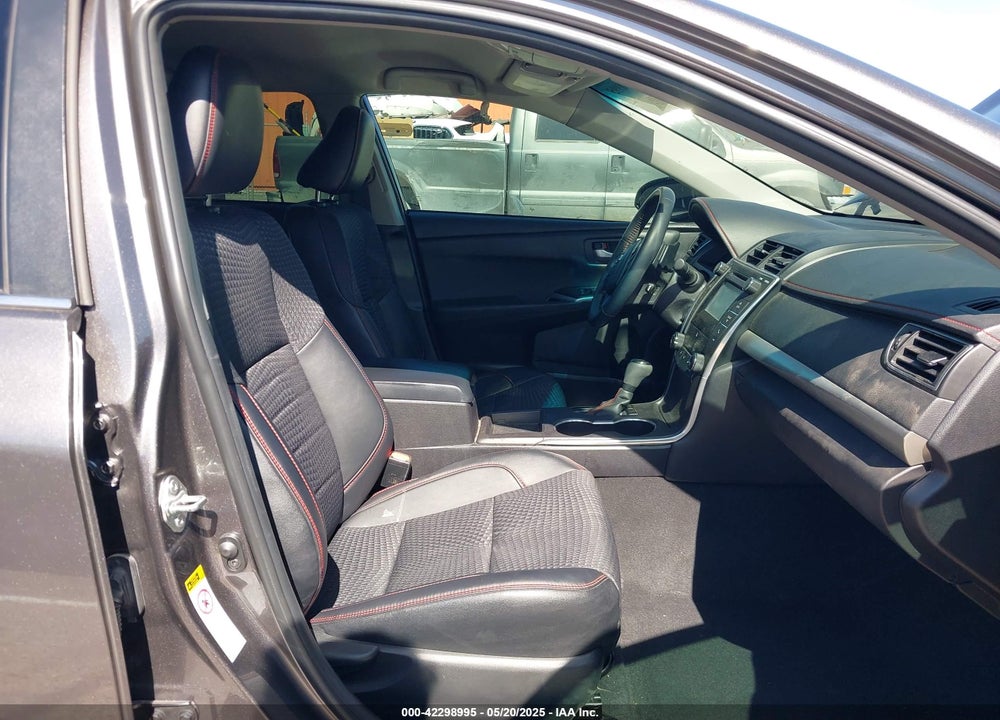2015 TOYOTA CAMRY SE VIN: 4T1BF1FK8FU979706