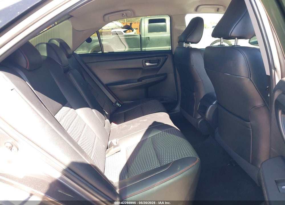 2015 TOYOTA CAMRY SE VIN: 4T1BF1FK8FU979706