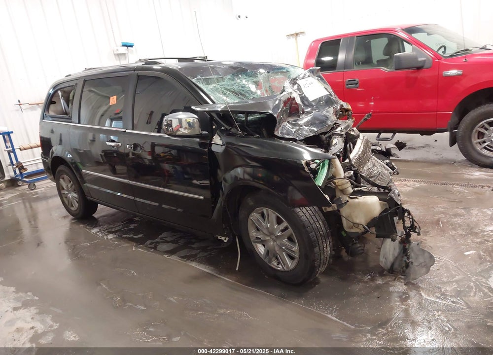 2008 CHRYSLER TOWN & COUNTRY LIMITED VIN: 2A8HR64X08R663209