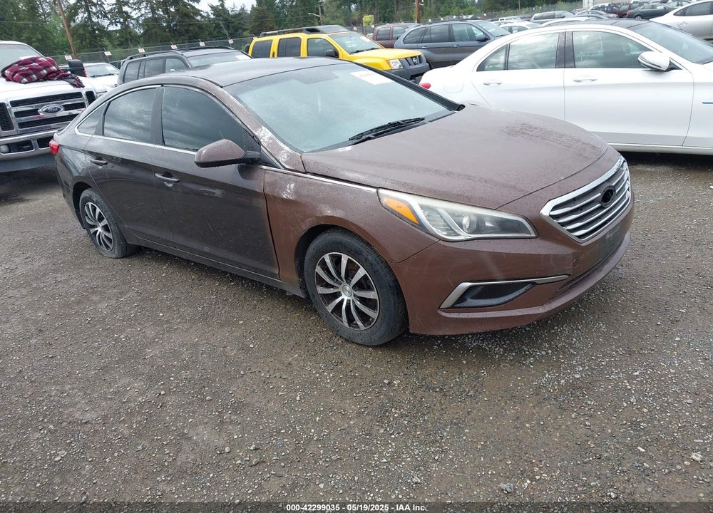 2015 HYUNDAI SONATA SE VIN: 5NPE24AF4FH161120