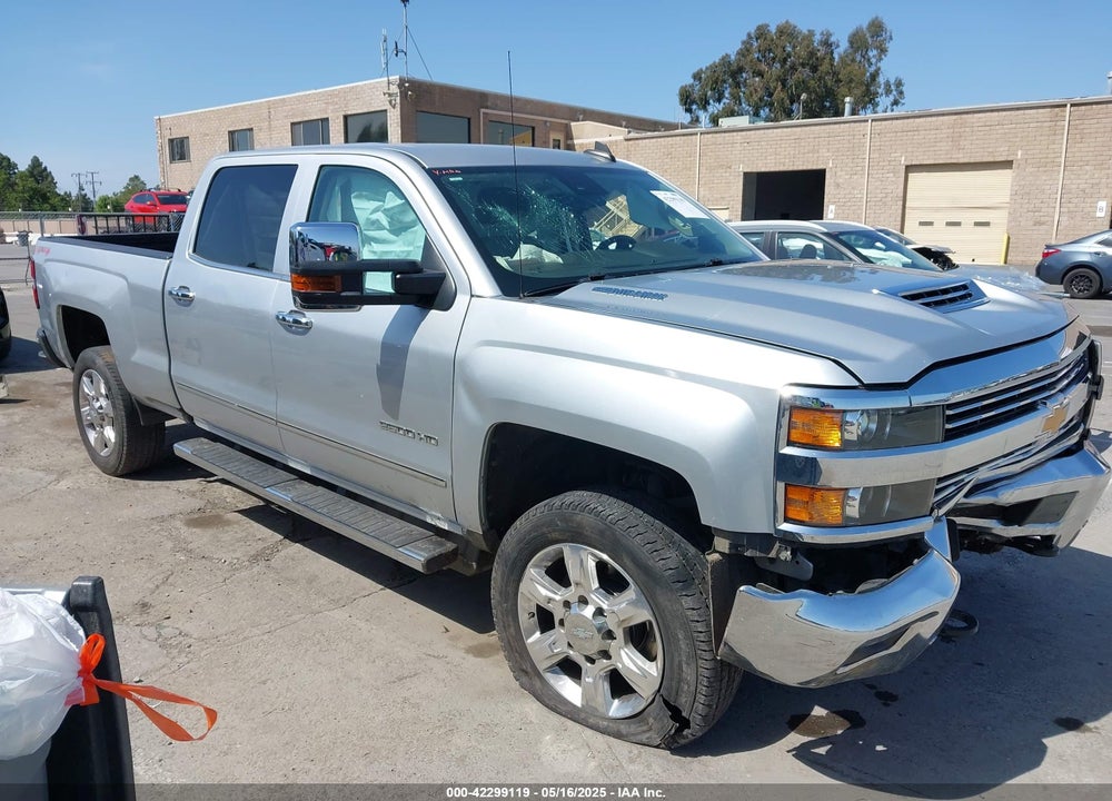 2017 CHEVROLET SILVERADO 2500HD LTZ VIN: 1GC1KWEY9HF147801
