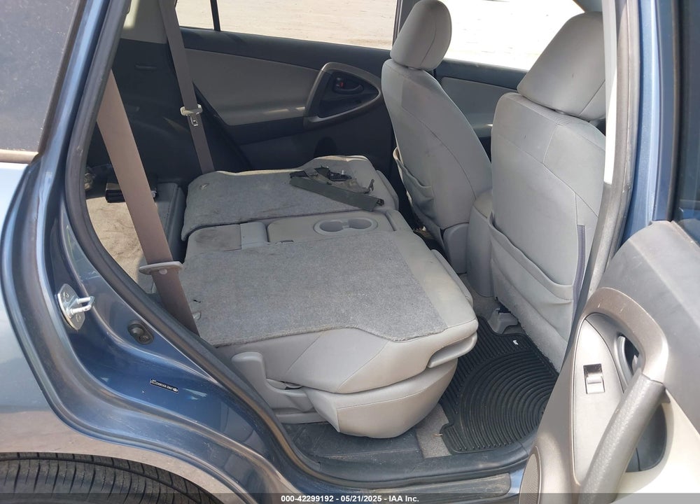 2010 TOYOTA RAV4 VIN: JTMZF4DV2AD027732