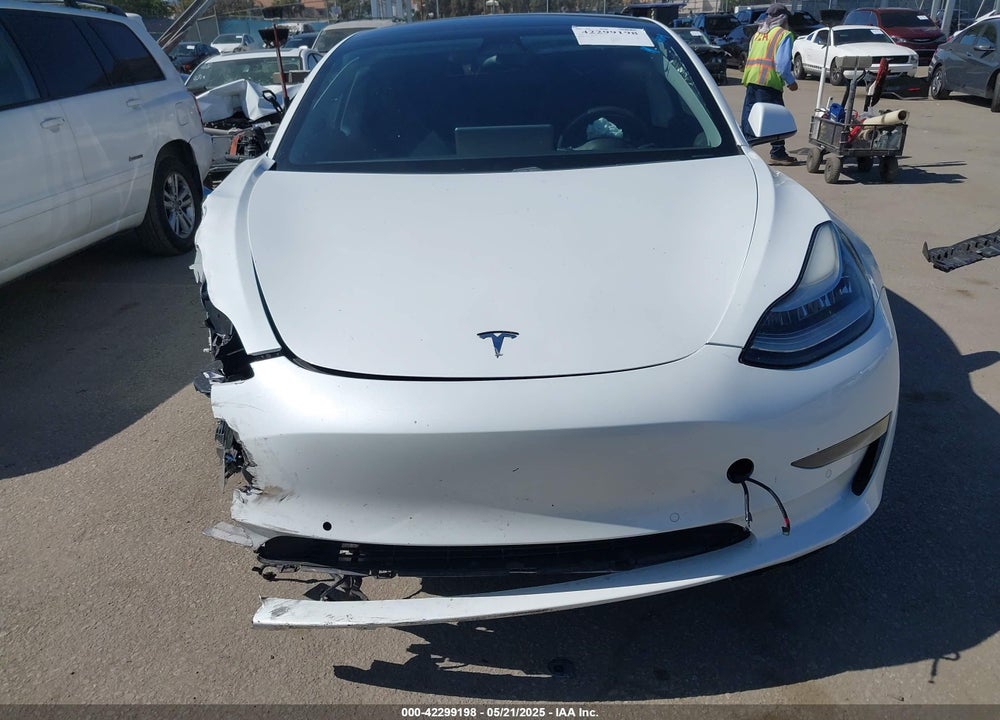 2020 TESLA MODEL 3 STANDARD RANGE PLUS REAR-WHEEL DRIVE/STANDARD RANGE REAR-WHEEL DRIVE VIN: 5YJ3E1EA9LF632443