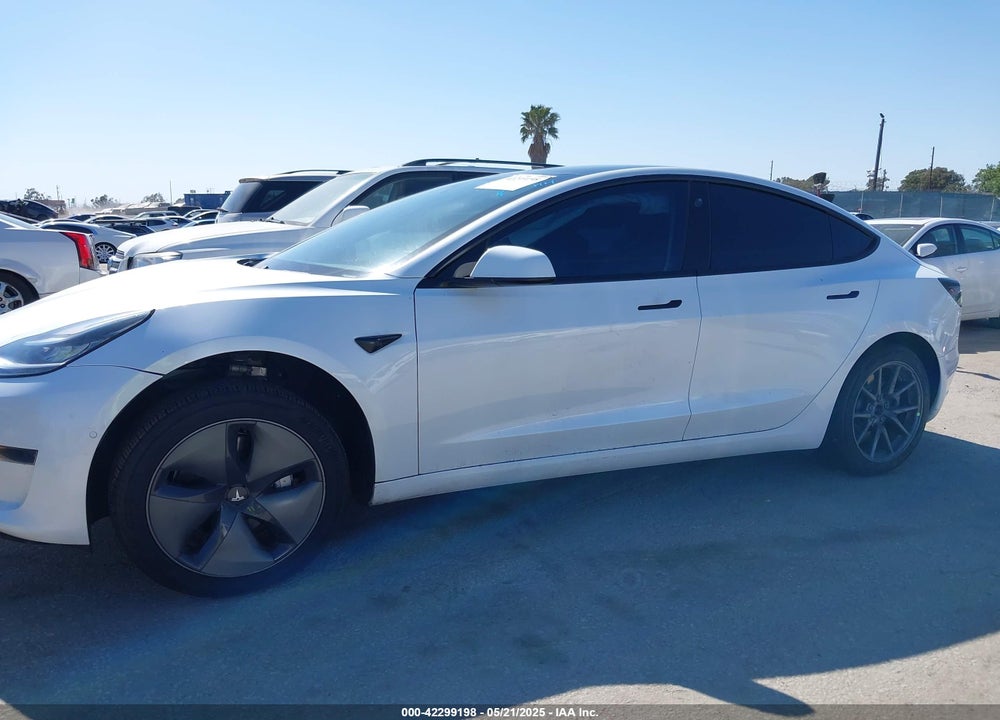 2020 TESLA MODEL 3 STANDARD RANGE PLUS REAR-WHEEL DRIVE/STANDARD RANGE REAR-WHEEL DRIVE VIN: 5YJ3E1EA9LF632443