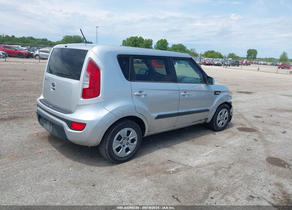 2012 KIA SOUL VIN: KNDJT2A55C7441815