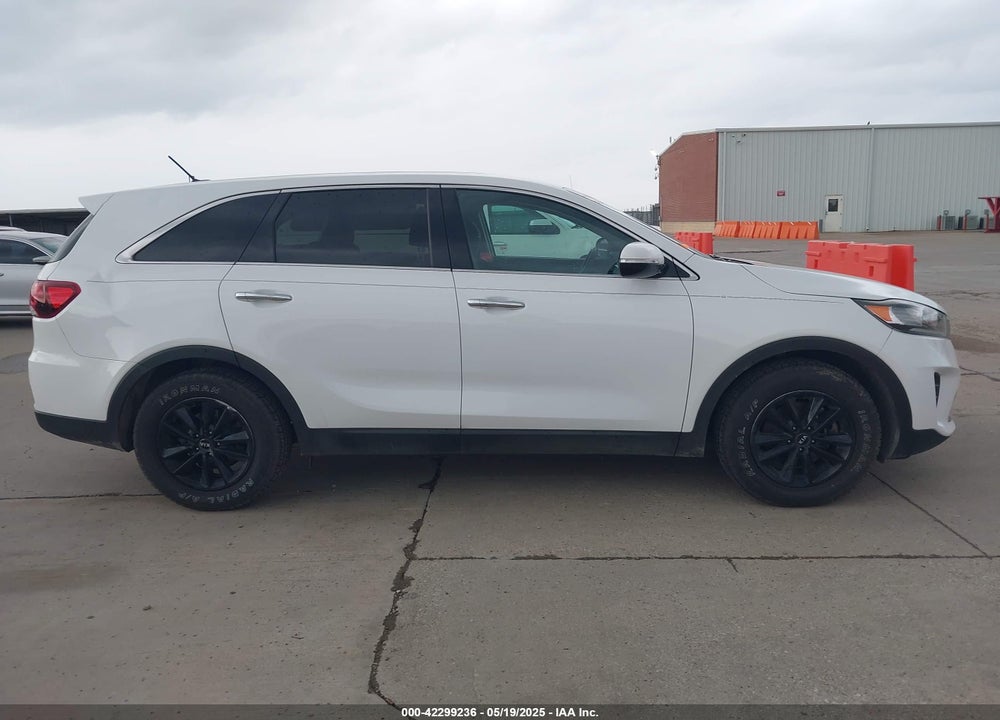 2019 KIA SORENTO VIN: 5XYPG4A50KG573036