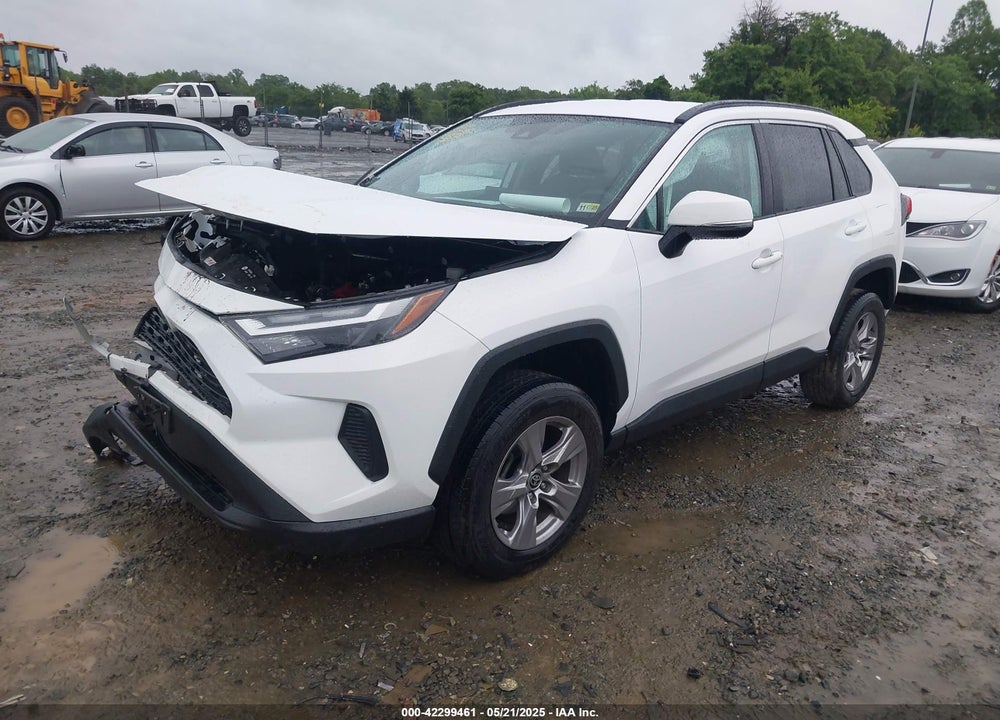 2022 TOYOTA RAV4 XLE VIN: 2T3P1RFV1NC275822