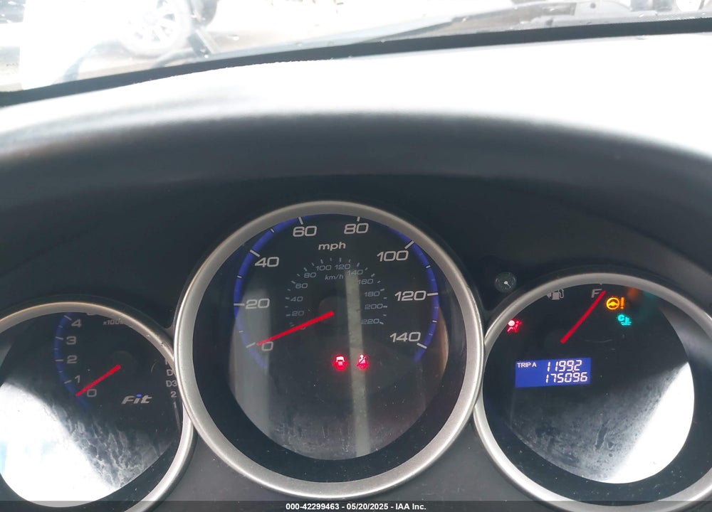 2007 HONDA FIT VIN: JHMGD384X7S044600