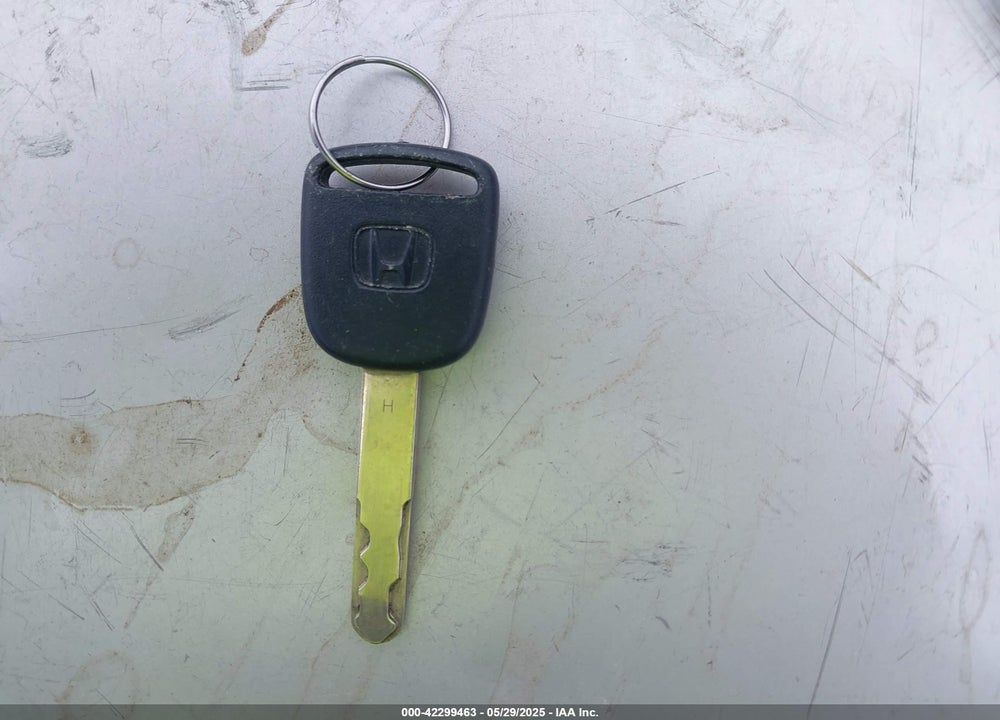 2007 HONDA FIT VIN: JHMGD384X7S044600