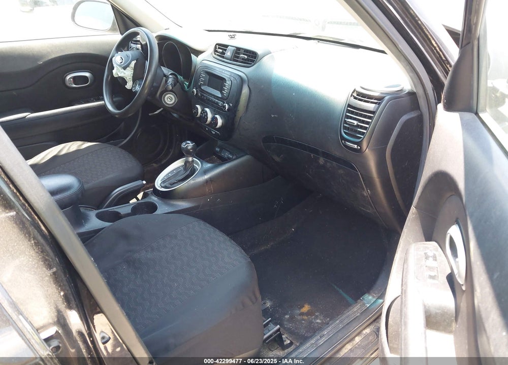 2015 KIA SOUL VIN: KNDJN2A22F7809601