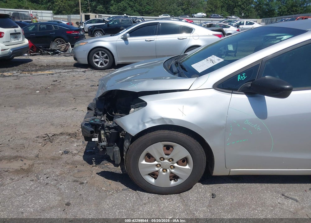 2016 KIA FORTE VIN: KNAFK4A60G5483255