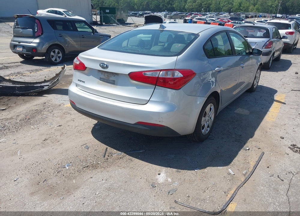 2016 KIA FORTE VIN: KNAFK4A60G5483255