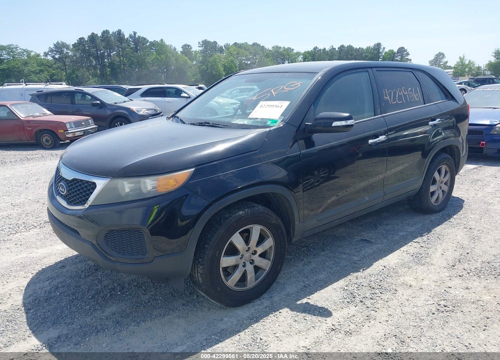 2011 KIA SORENTO VIN: 5XYKT3A11BG120590