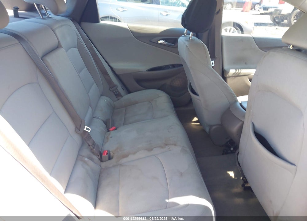 2016 CHEVROLET MALIBU VIN: 1G1ZA5ST1GF238058