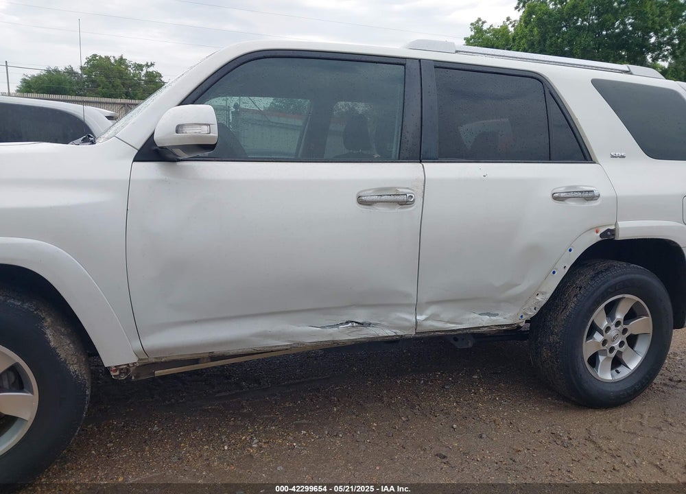 2011 TOYOTA 4RUNNER VIN: JTEZU5JR3B5020931
