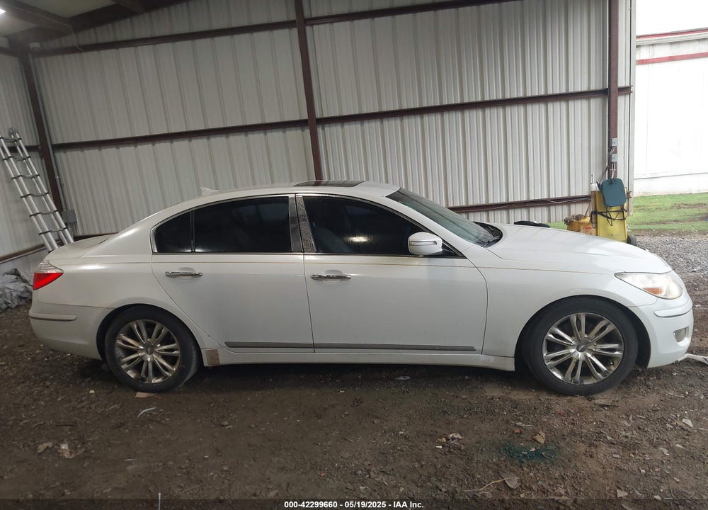 2010 HYUNDAI GENESIS VIN: KMHGC4DF9AU109669