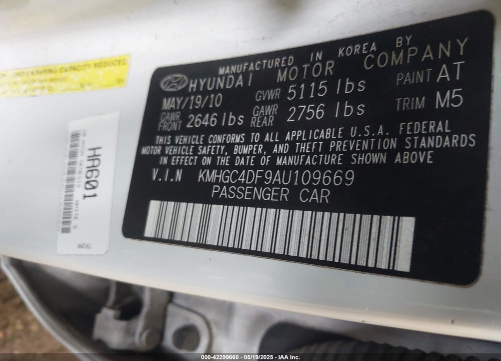 2010 HYUNDAI GENESIS VIN: KMHGC4DF9AU109669
