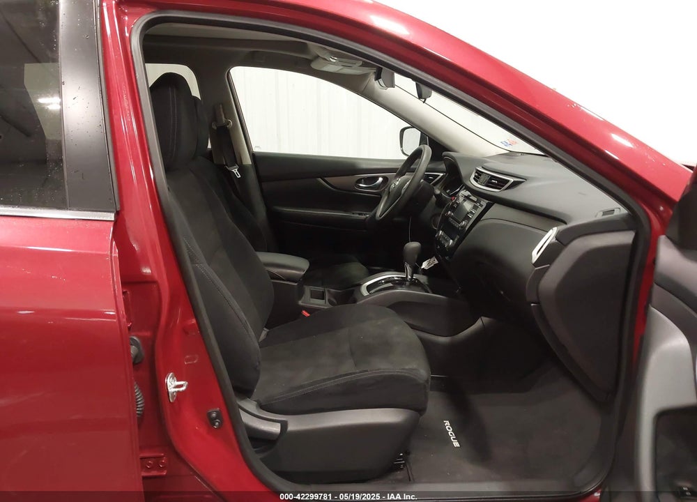 2016 NISSAN ROGUE SV VIN: 5N1AT2MVXGC783216