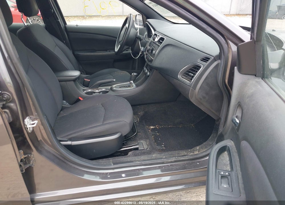 2014 CHRYSLER 200 TOURING VIN: 1C3CCBBG8EN199159