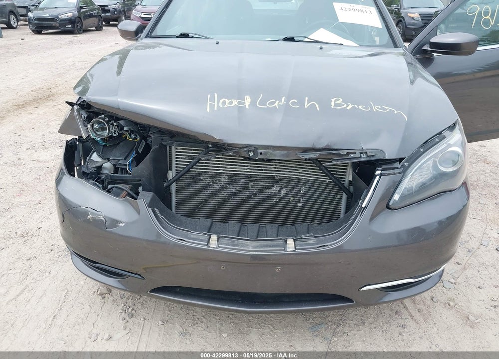 2014 CHRYSLER 200 TOURING VIN: 1C3CCBBG8EN199159