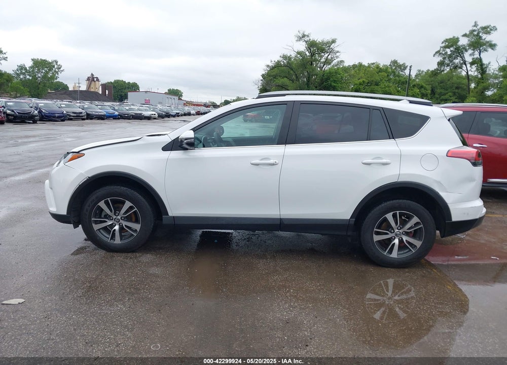 2018 TOYOTA RAV4 XLE VIN: 2T3WFREVXJW444968