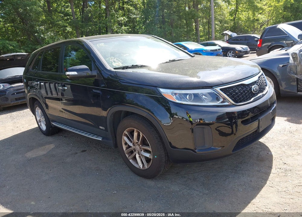 2014 KIA SORENTO VIN: 5XYKTDA62EG430317