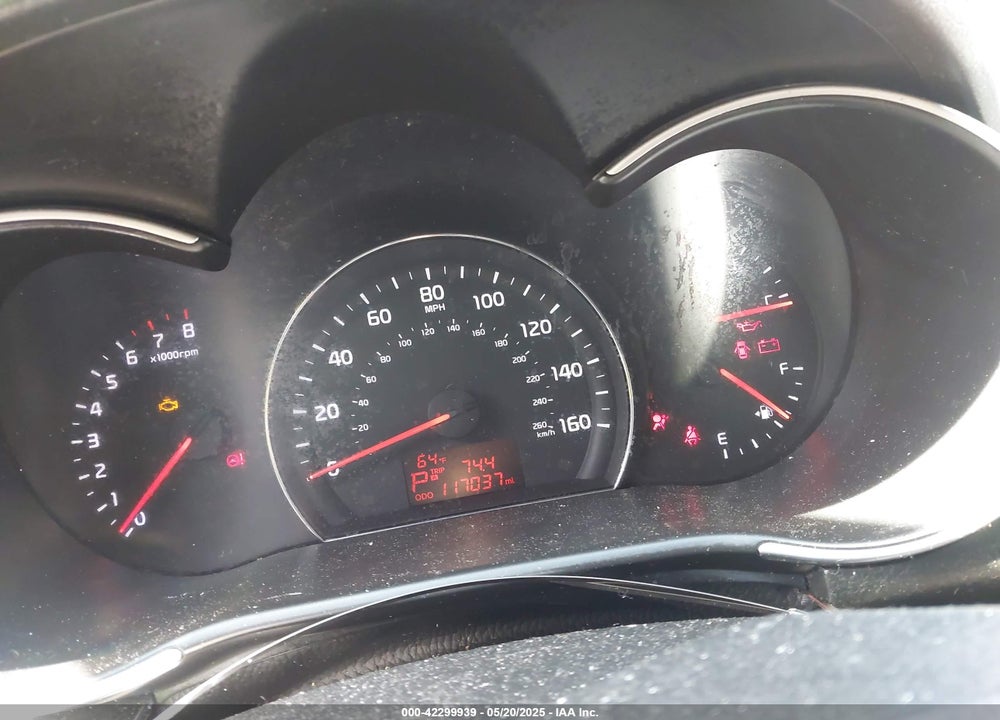 2014 KIA SORENTO VIN: 5XYKTDA62EG430317