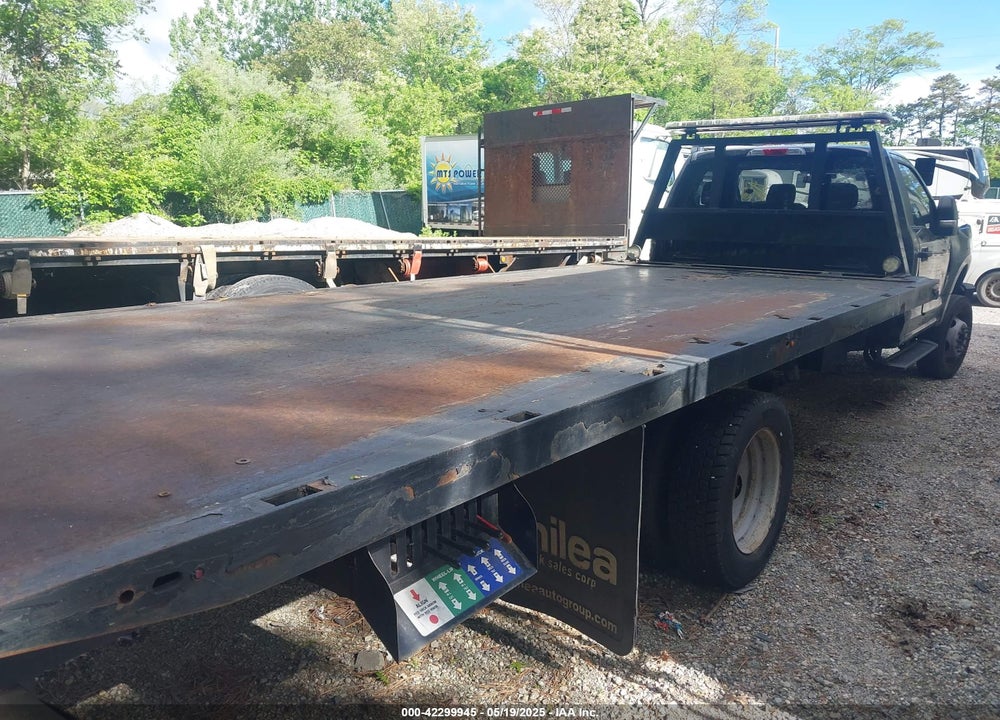 2018 FORD F-550 CHASSIS XL VIN: 1FDUF5GYXJEB43904