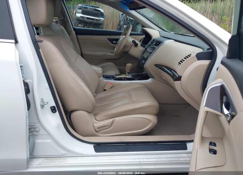 2014 NISSAN ALTIMA VIN: 1N4AL3AP5EN348336