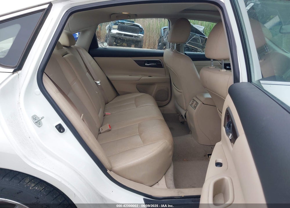 2014 NISSAN ALTIMA VIN: 1N4AL3AP5EN348336