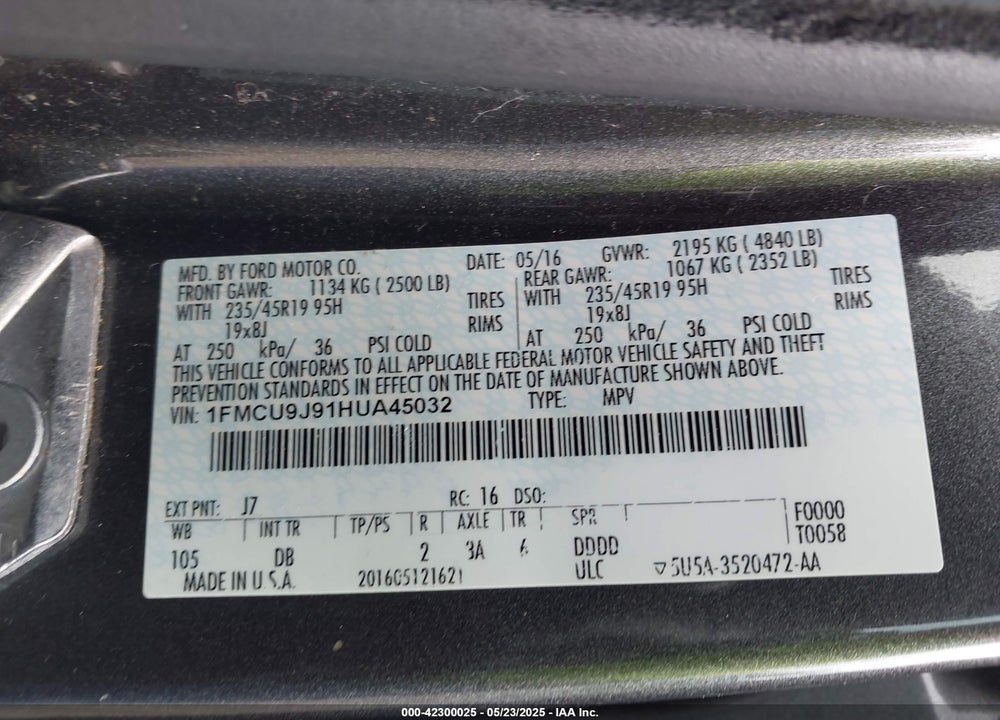2017 FORD ESCAPE TITANIUM VIN: 1FMCU9J91HUA45032