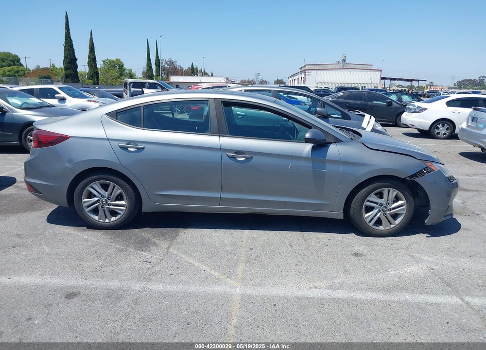 2019 HYUNDAI ELANTRA VIN: KMHD84LF0KU761622
