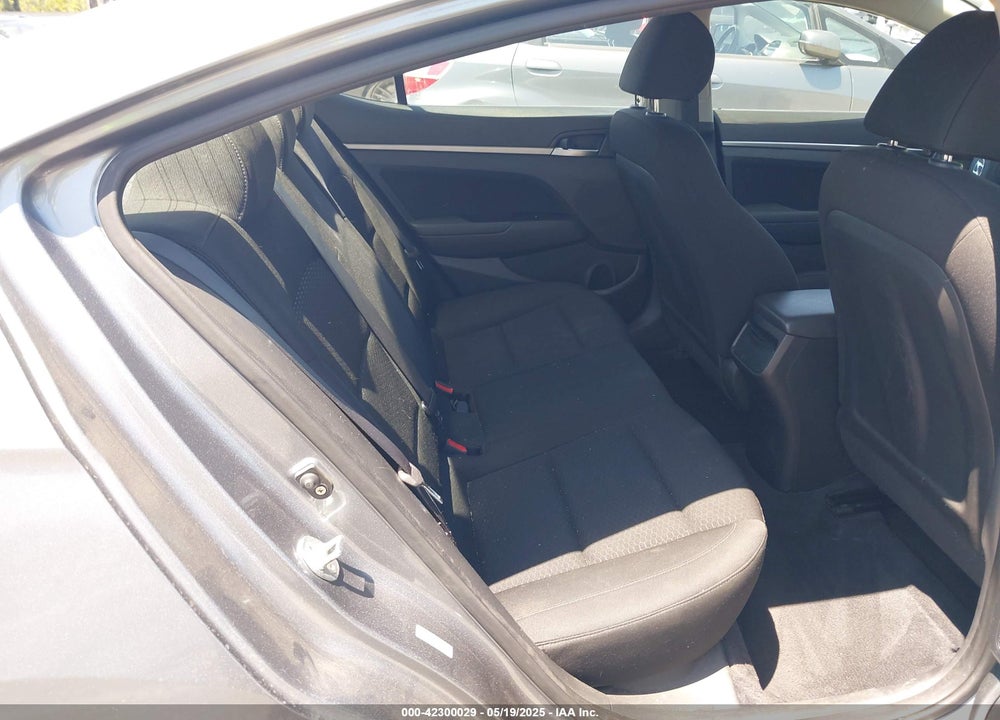 2019 HYUNDAI ELANTRA VIN: KMHD84LF0KU761622