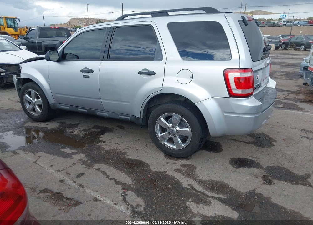 2011 FORD ESCAPE XLT VIN: 1FMCU0DGXBKC37638