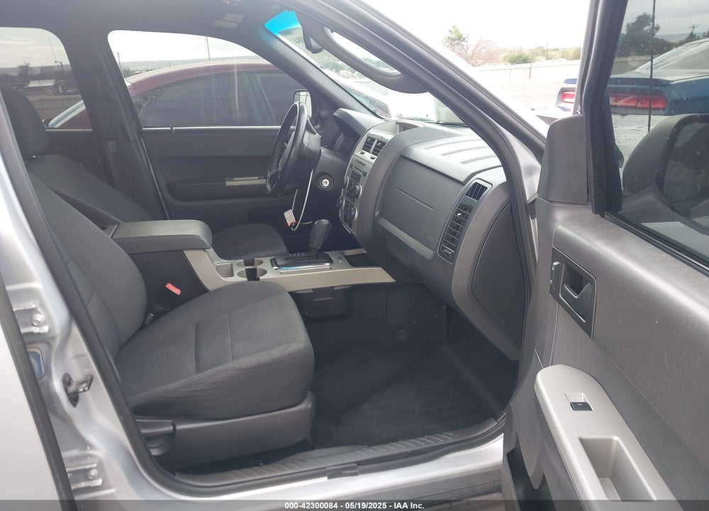 2011 FORD ESCAPE XLT VIN: 1FMCU0DGXBKC37638