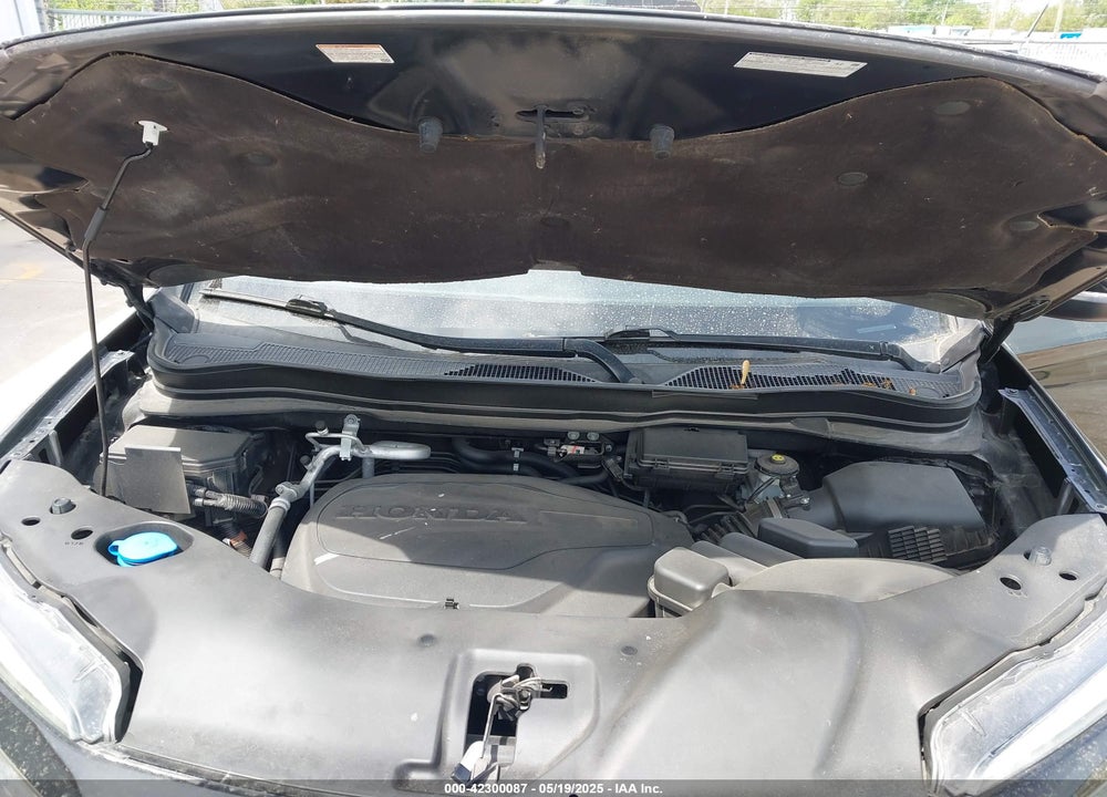 2021 HONDA PILOT VIN: 5FNYF6H20MB023974