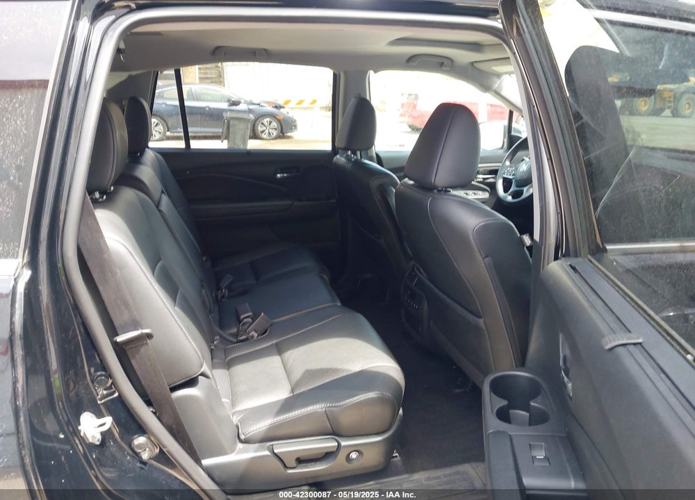 2021 HONDA PILOT VIN: 5FNYF6H20MB023974