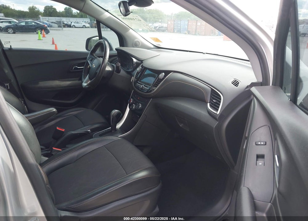 2018 CHEVROLET TRAX VIN: 3GNCJLSB8JL399908