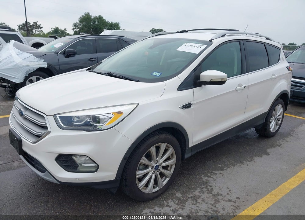 2018 FORD ESCAPE VIN: 1FMCU9J98JUB87867