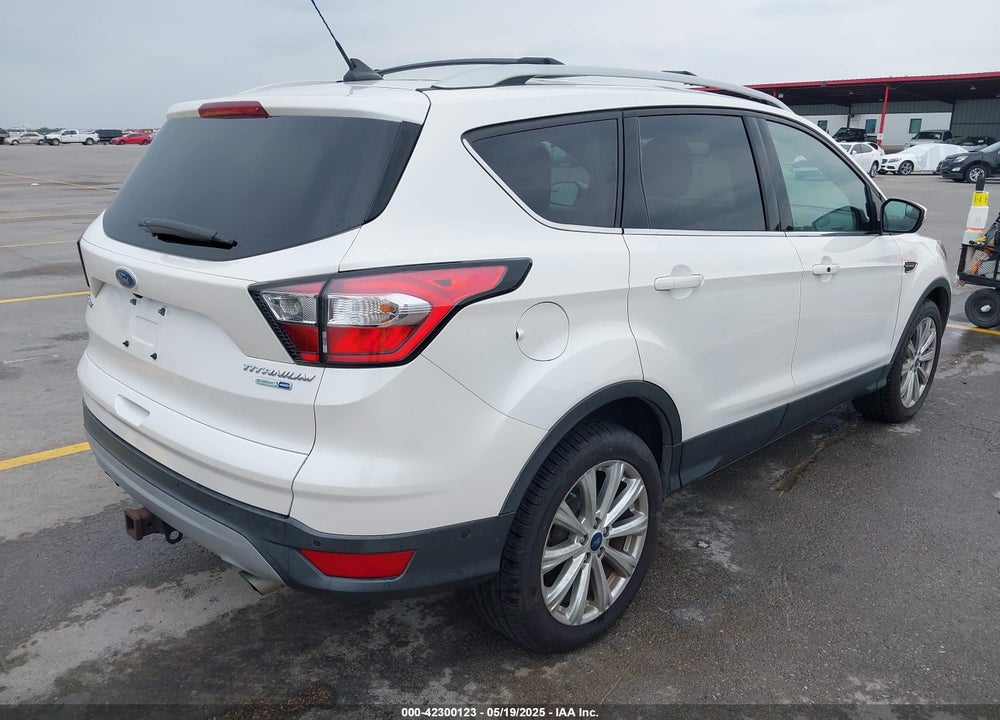 2018 FORD ESCAPE VIN: 1FMCU9J98JUB87867