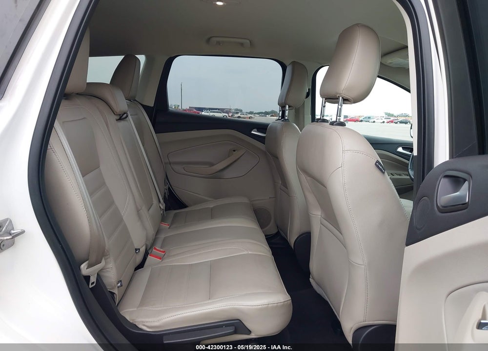 2018 FORD ESCAPE VIN: 1FMCU9J98JUB87867