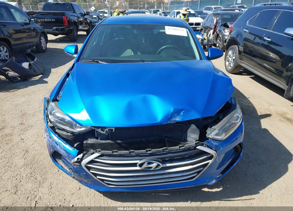 2017 HYUNDAI ELANTRA VIN: KMHD84LFXHU417689