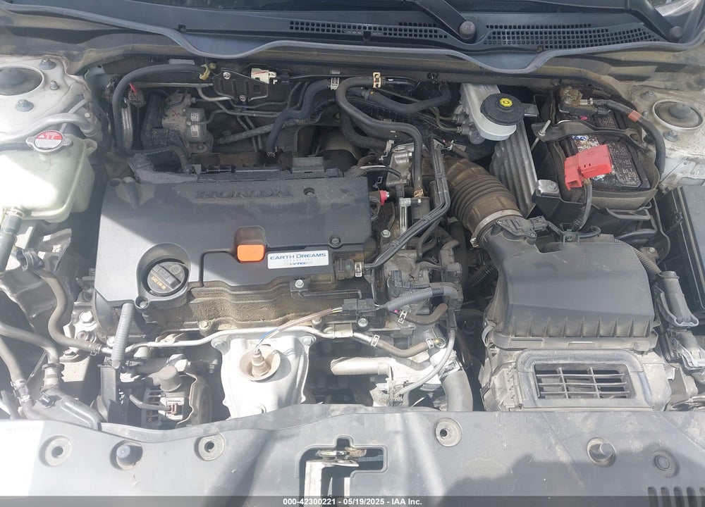 2018 HONDA CIVIC EX VIN: 19XFC2F77JE039114