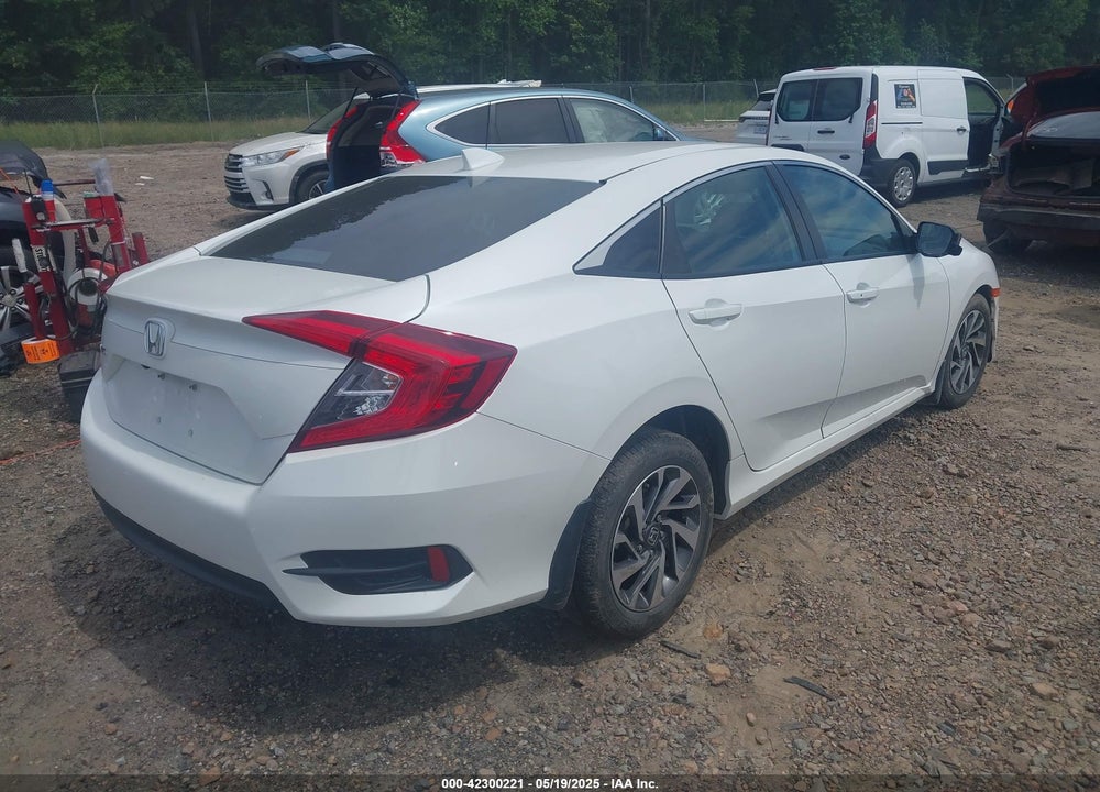 2018 HONDA CIVIC EX VIN: 19XFC2F77JE039114