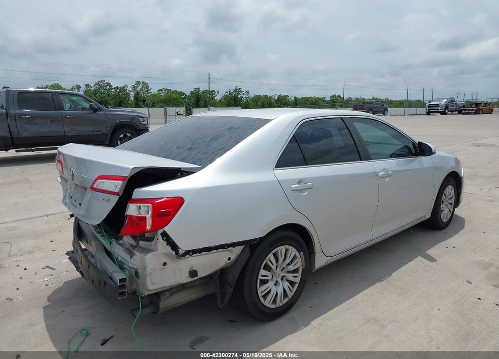 2014 TOYOTA CAMRY LE VIN: 4T4BF1FK8ER424078