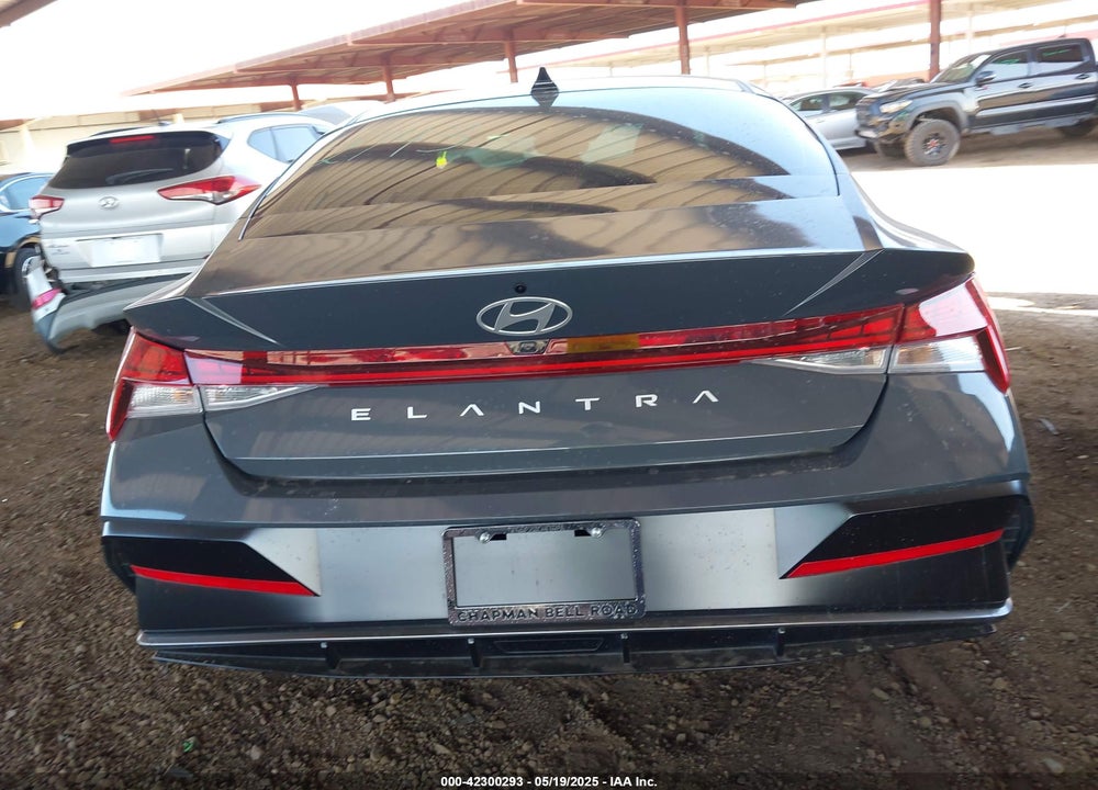 2024 HYUNDAI ELANTRA VIN: KMHLS4DG4RU717363
