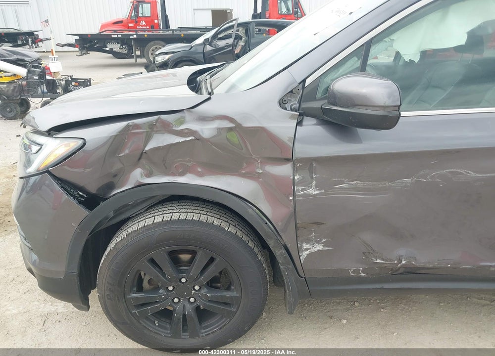 2017 HONDA PILOT VIN: 5FNYF6H53HB038128