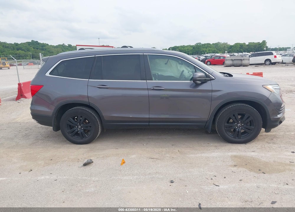 2017 HONDA PILOT VIN: 5FNYF6H53HB038128