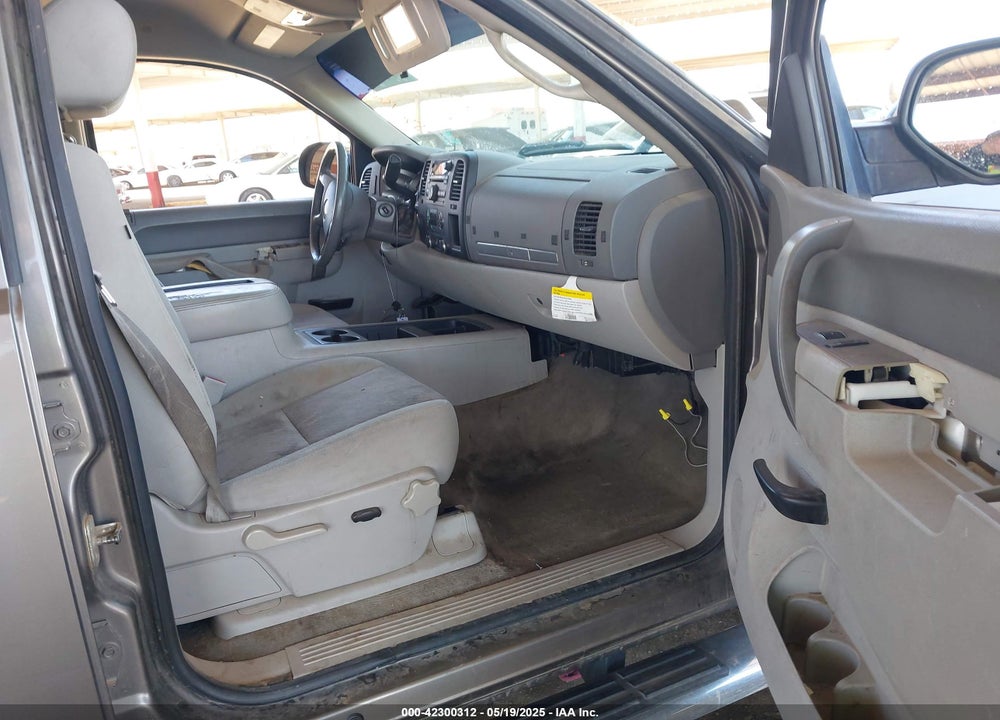2013 CHEVROLET SILVERADO 1500 VIN: 3GCPKSE72DG255390