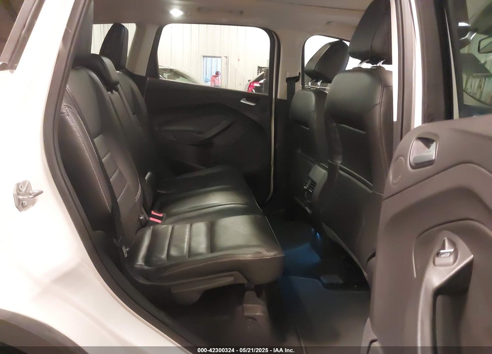 2016 FORD ESCAPE VIN: 1FMCU9J99GUA61848